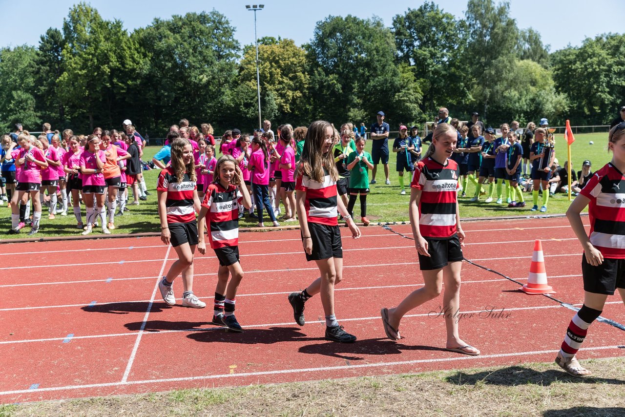 Bild 135 - Loewinnen Cup